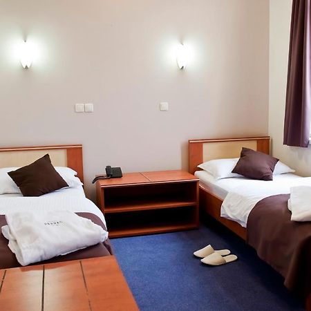 Hotel Pakrac Zewnętrze zdjęcie